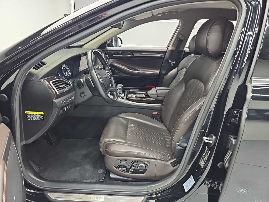 Genesis EQ900 — photo 11