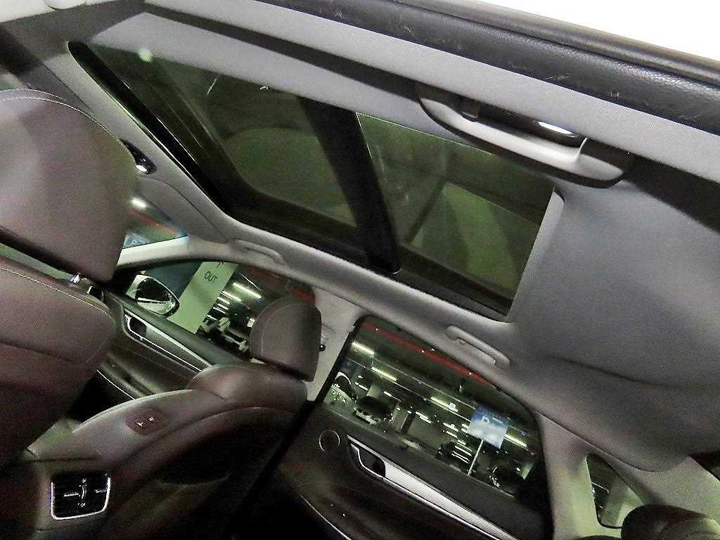 Hyundai Grandeur — photo 17