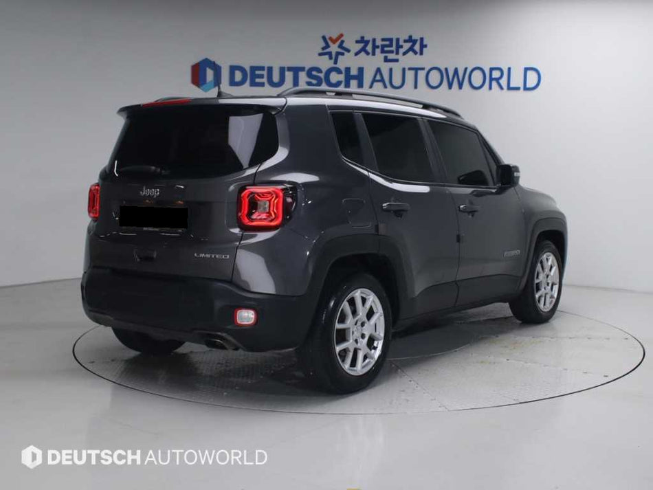 Jeep Renegade — photo 02