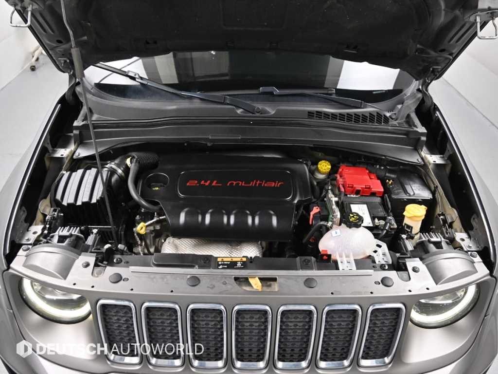 Jeep Renegade — photo 06