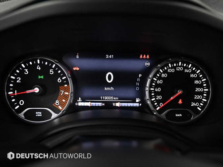 Jeep Renegade — photo 08