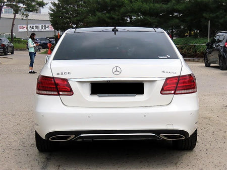 Mercedes-Benz E-Class — photo 04