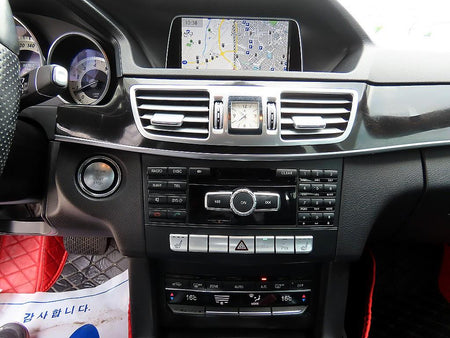 Mercedes-Benz E-Class — photo 14