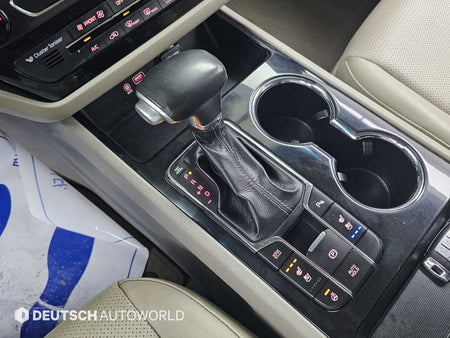 Kia Carnival — photo 09