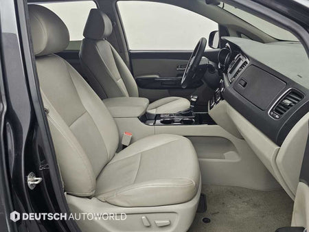 Kia Carnival — photo 10