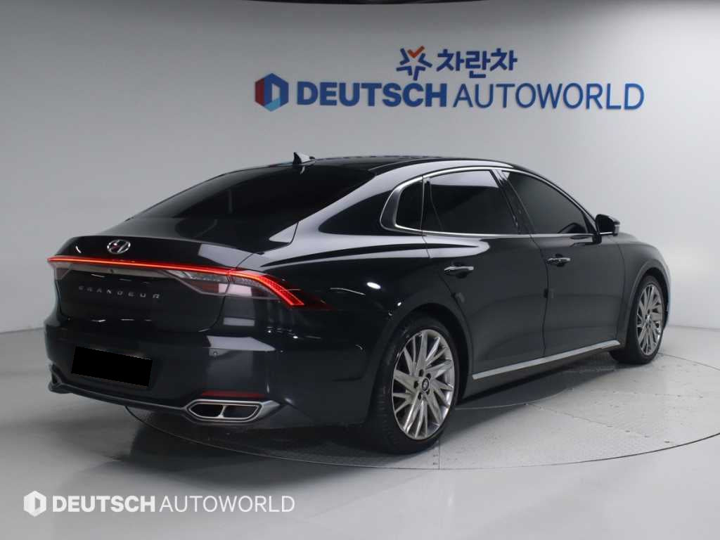 Hyundai Grandeur — photo 02
