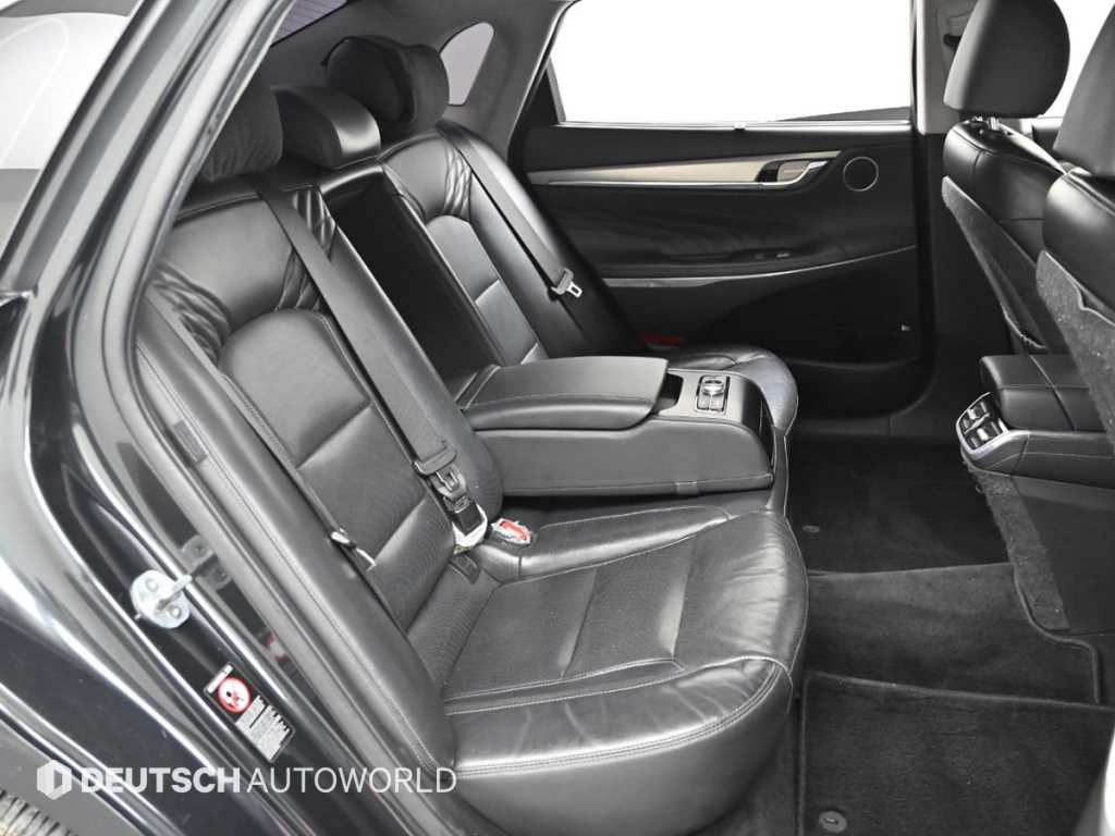Hyundai Grandeur — photo 12