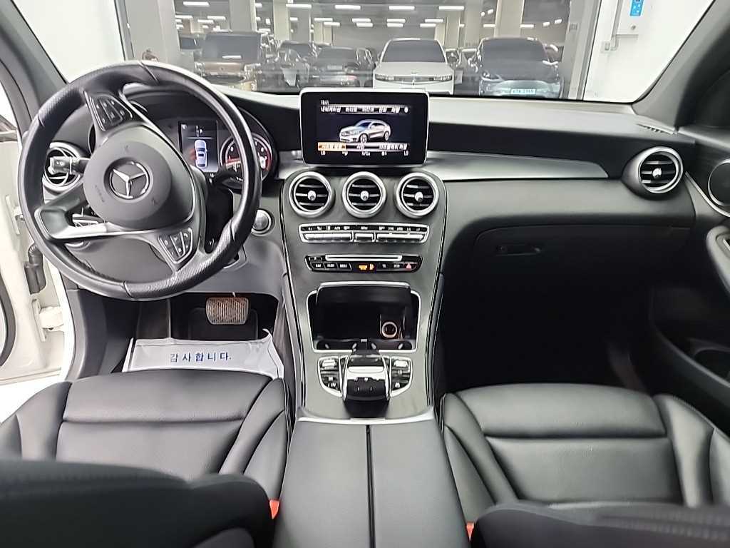 Mercedes-Benz GLC-Class — photo 07