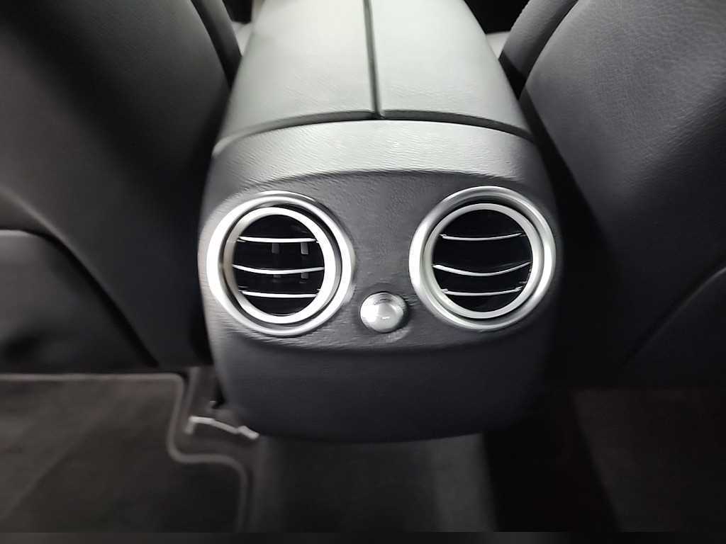 Mercedes-Benz GLC-Class — photo 13
