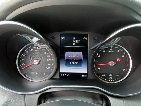 Mercedes-Benz C-Class — photo 09