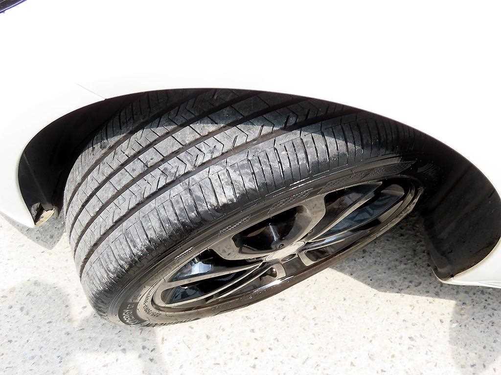 Mercedes-Benz C-Class — photo 20