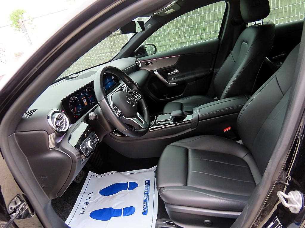Mercedes-Benz A-Class — photo 05