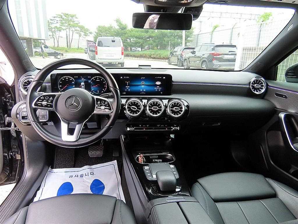 Mercedes-Benz A-Class — photo 07