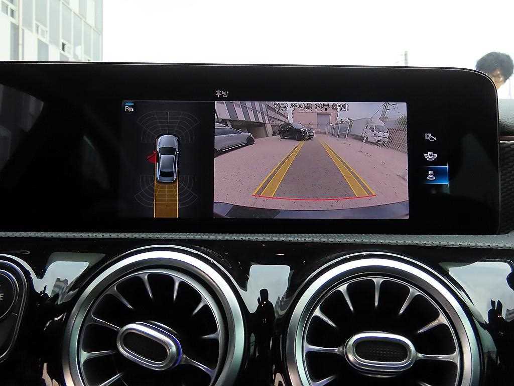 Mercedes-Benz A-Class — photo 14