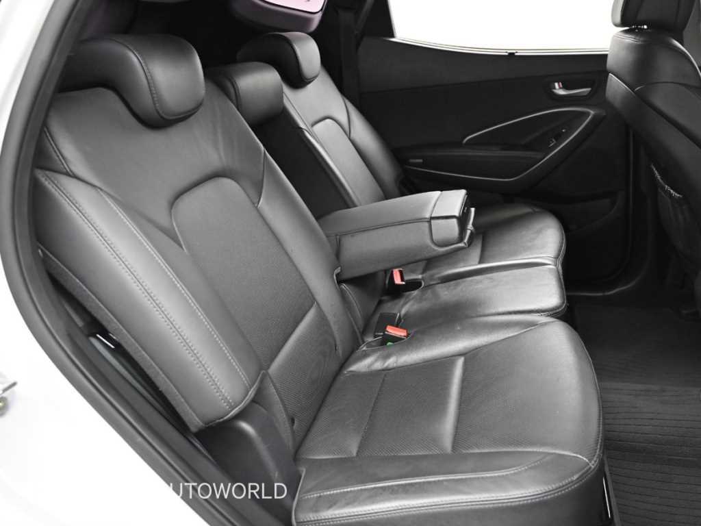 Hyundai Santafe — photo 12