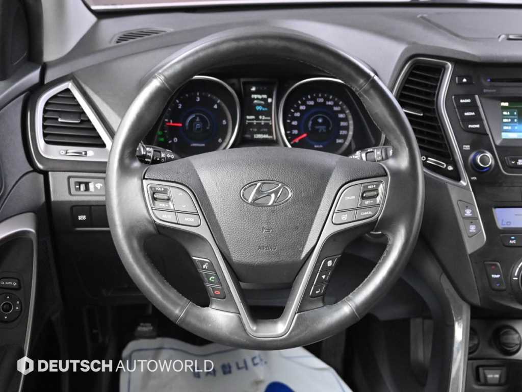 Hyundai Santafe — photo 13
