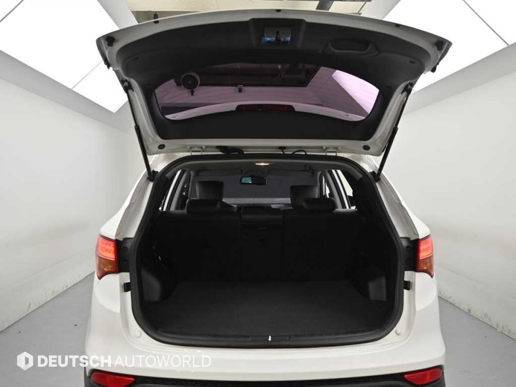 Hyundai Santafe — photo 19