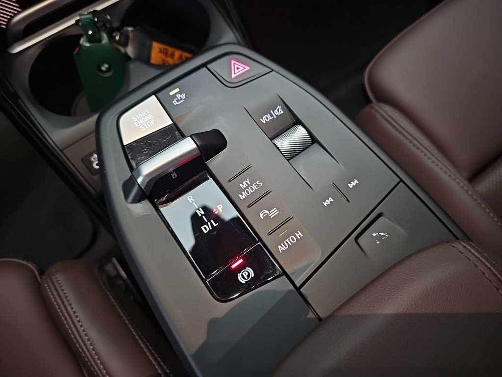 BMW 2-Series — photo 08