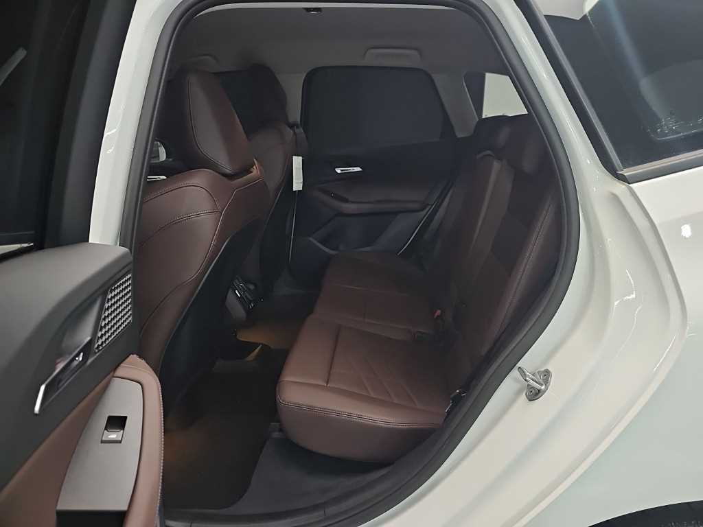BMW 2-Series — photo 12