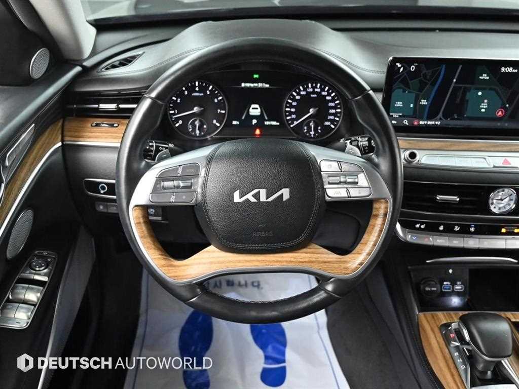 Kia K9 — photo 13