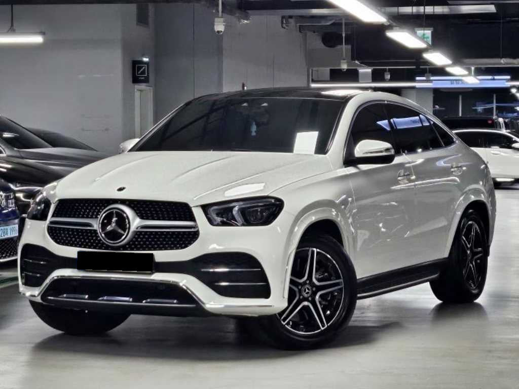 Mercedes-Benz GLE-Class — photo 02
