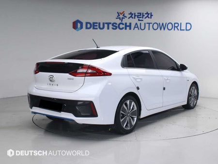 Hyundai Ioniq — photo 02