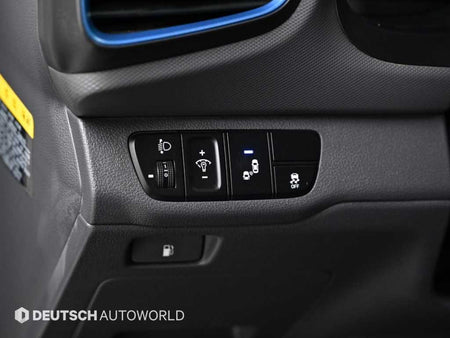 Hyundai Ioniq — photo 17
