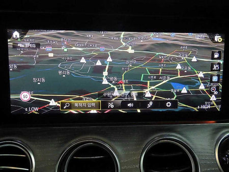 Mercedes-Benz E-Class — photo 14