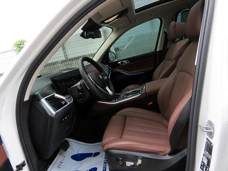 BMW X5 — photo 05