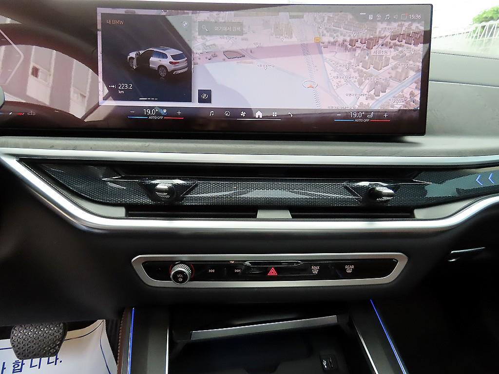 BMW X5 — photo 13