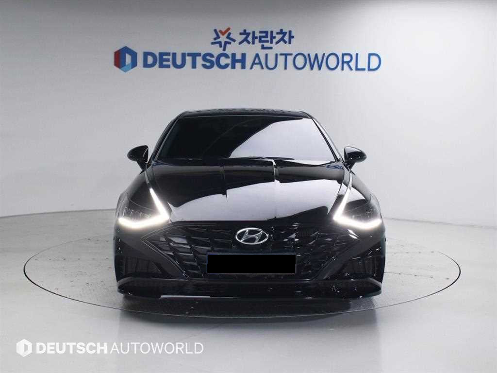 Hyundai Sonata — photo 03