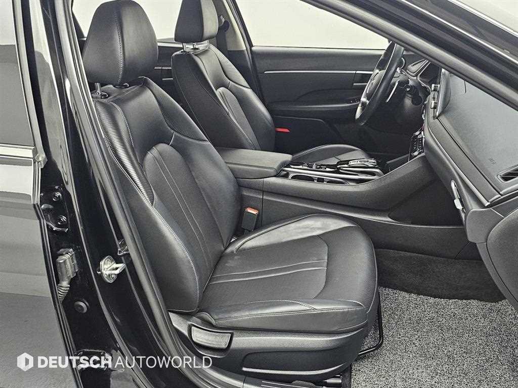 Hyundai Sonata — photo 10
