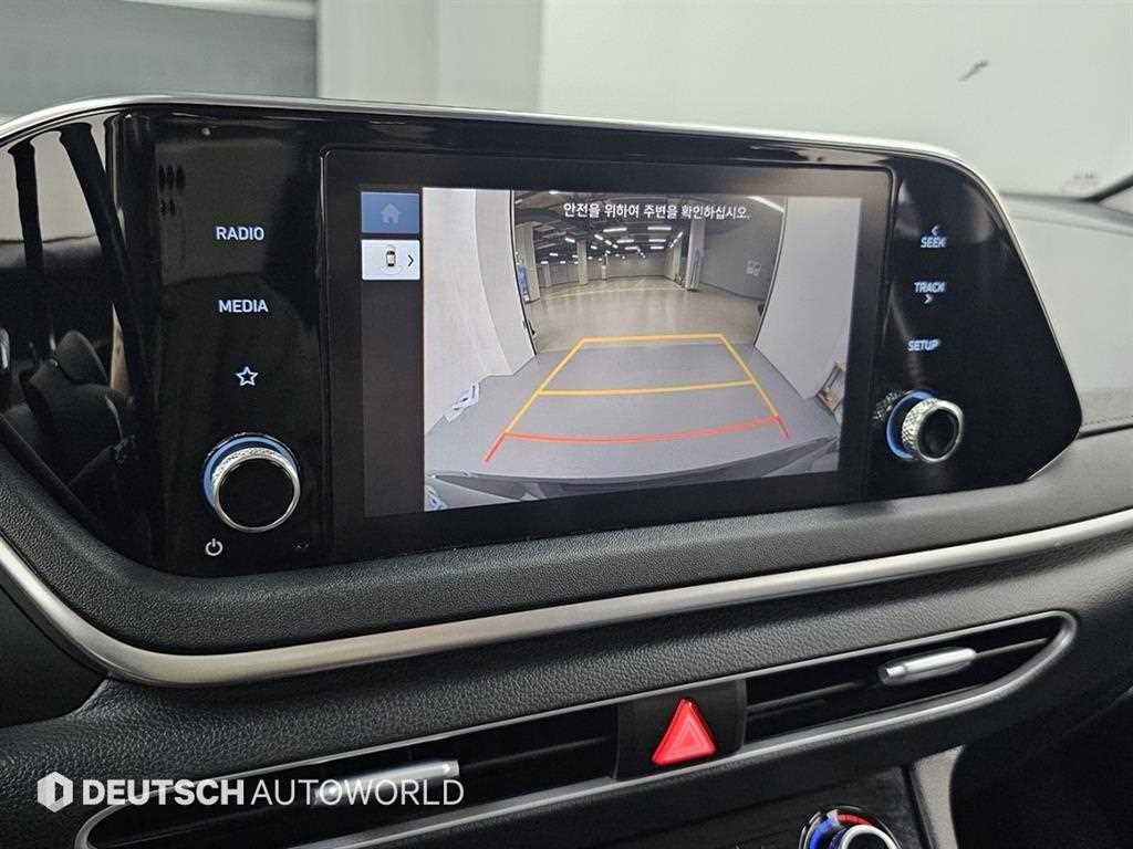 Hyundai Sonata — photo 15