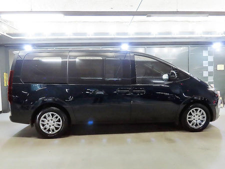 Hyundai Staria — photo 03