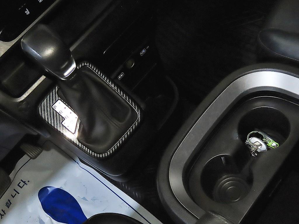 Hyundai Staria — photo 12