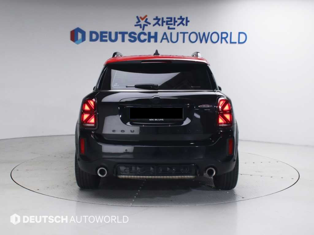 Mini Countryman — photo 04