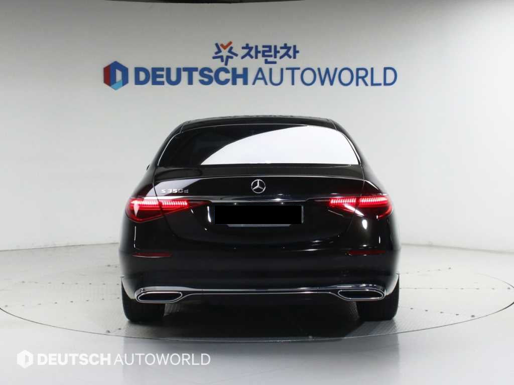 Mercedes-Benz S-Class — photo 04