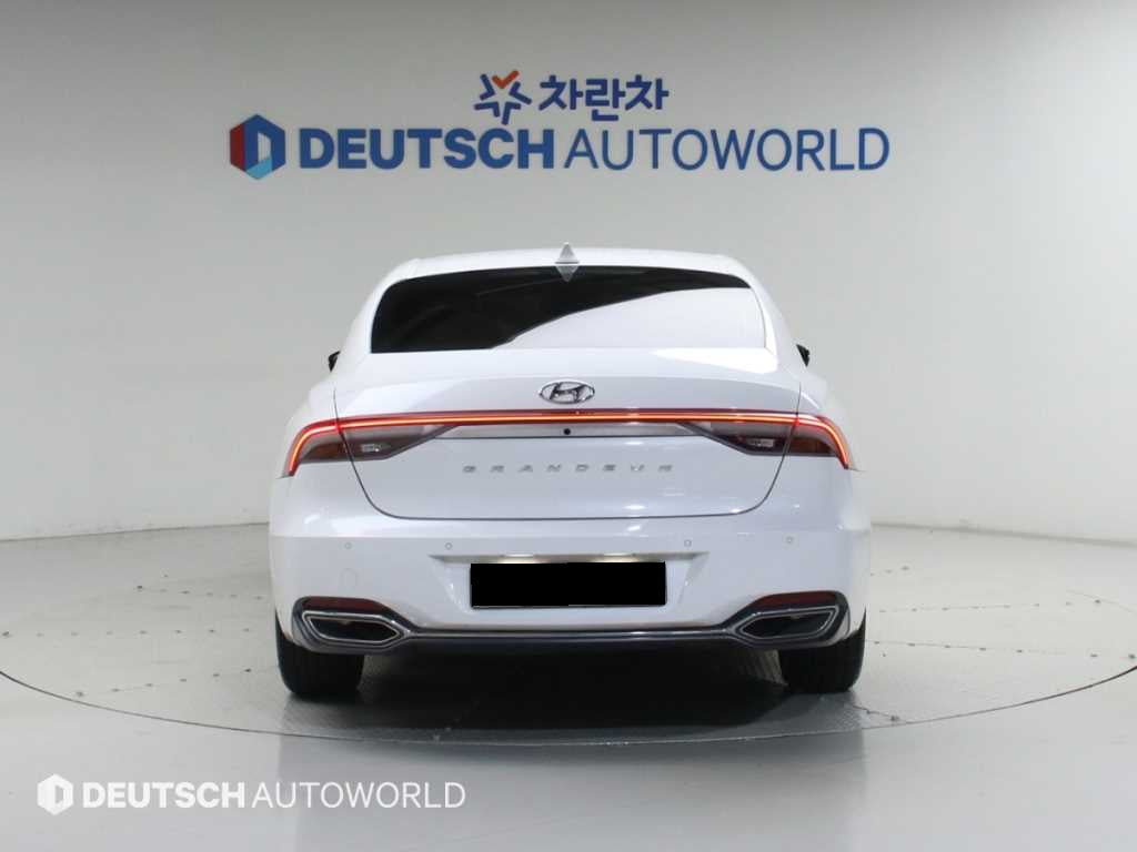 Hyundai Grandeur — photo 04