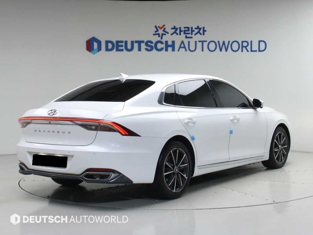 Hyundai Grandeur — photo 05