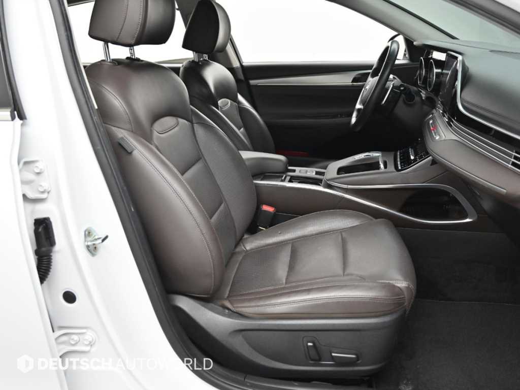 Hyundai Grandeur — photo 14