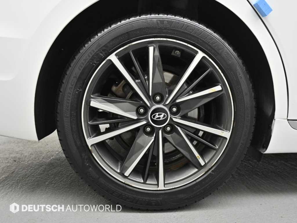 Hyundai Grandeur — photo 18