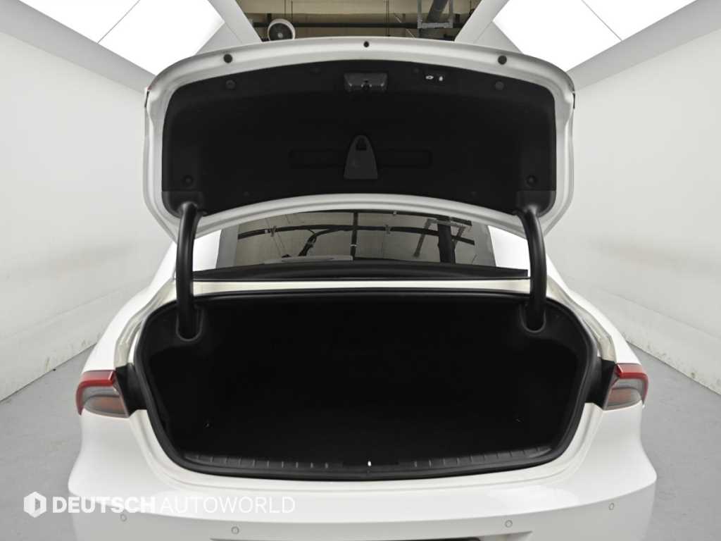Hyundai Grandeur — photo 20