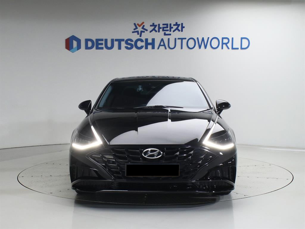 Hyundai Sonata — photo 03