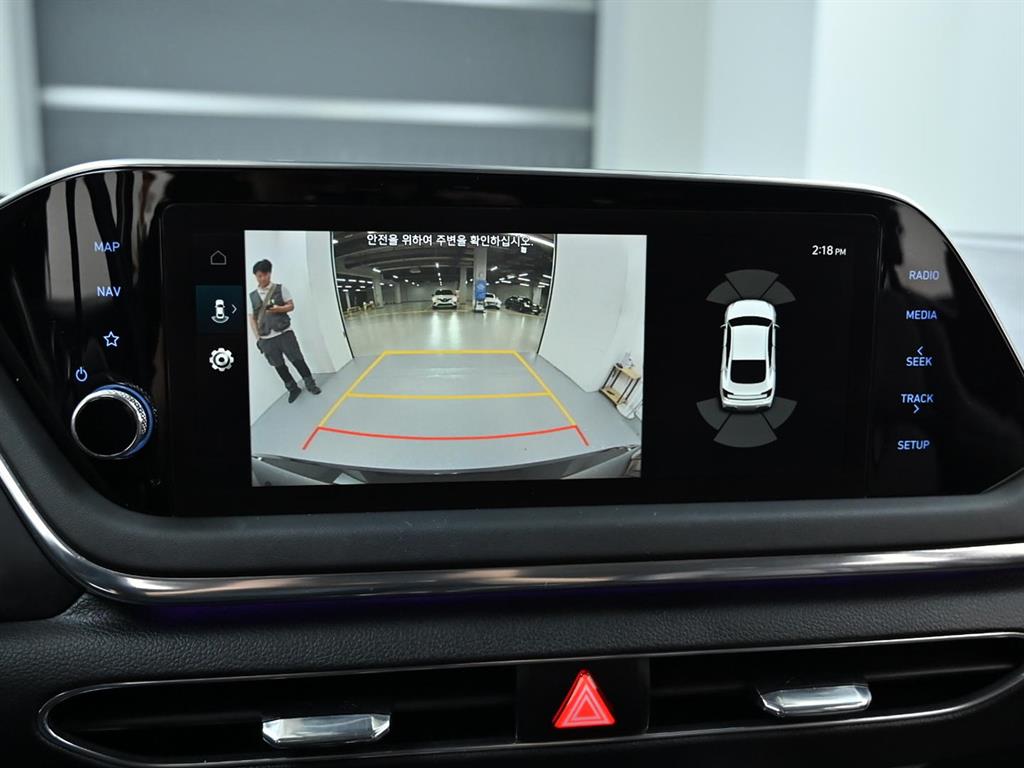 Hyundai Sonata — photo 14