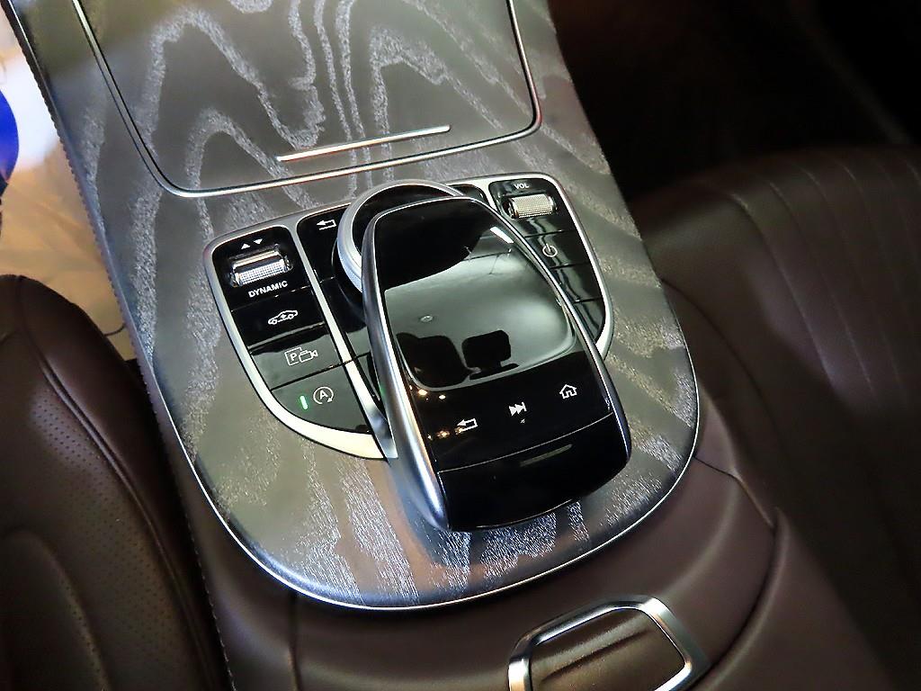 Mercedes-Benz CLS-Class — photo 13
