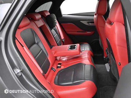 Jaguar F-PACE — photo 12