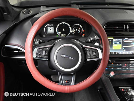 Jaguar F-PACE — photo 13