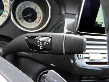 Mercedes-Benz CLS-Class — photo 10