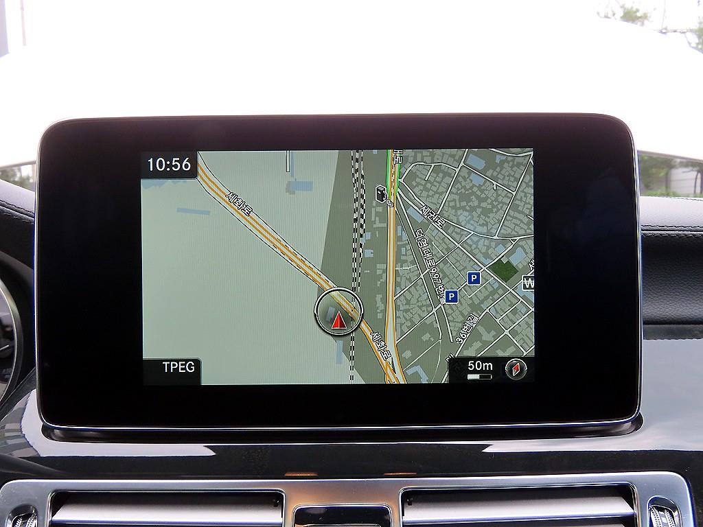 Mercedes-Benz CLS-Class — photo 13