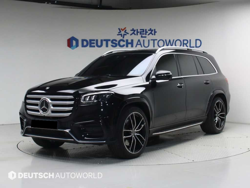 Mercedes-Benz GLS-Class — photo 01